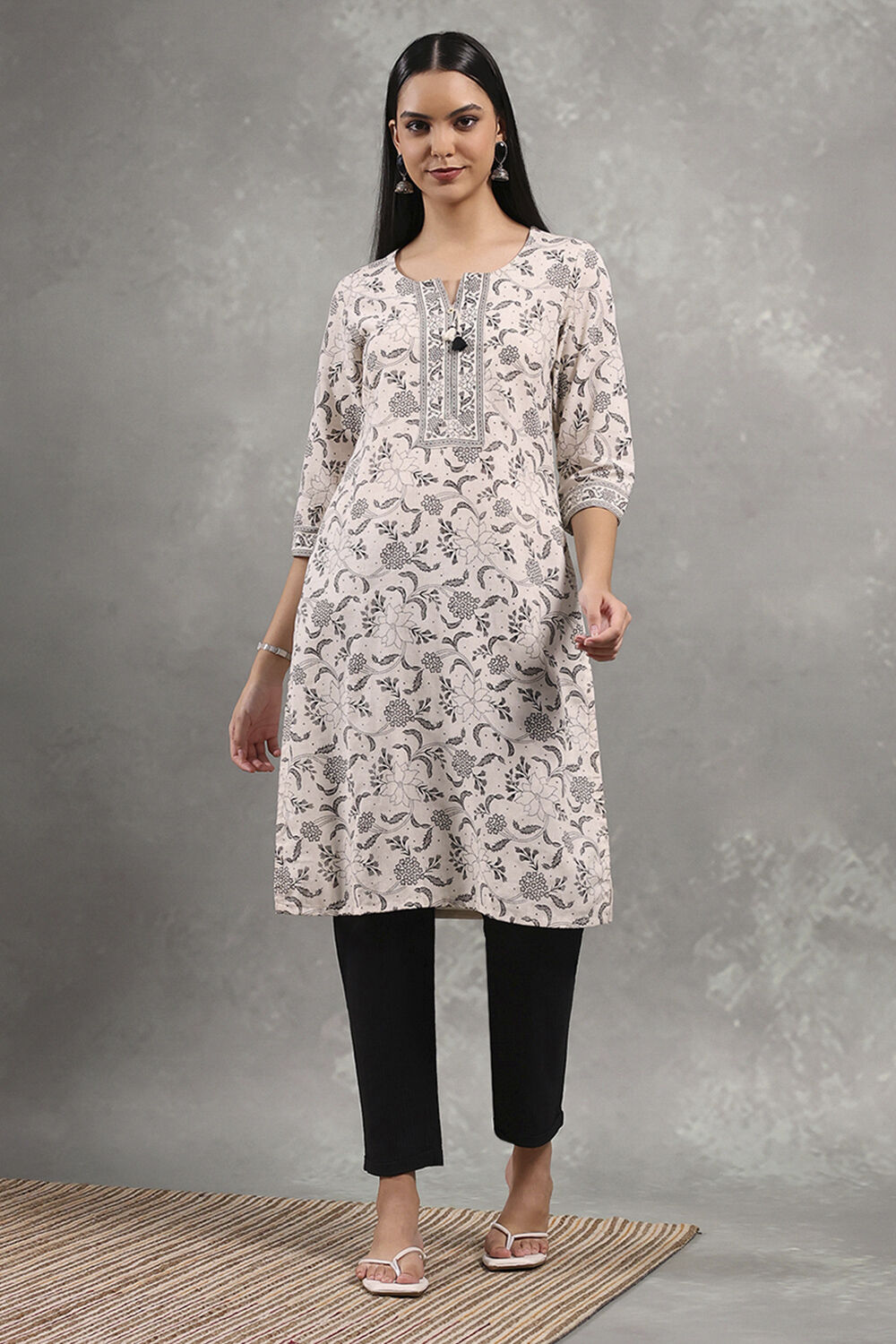 Natural Viscose Rayon Printed Straight Kurta image number 5