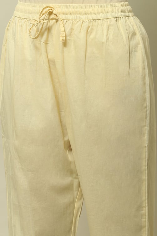 Blue Cotton Blend Printed Kurta & Pants Suit Set image number 2