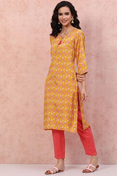 Yellow LIVA Straight Kurta image number 2