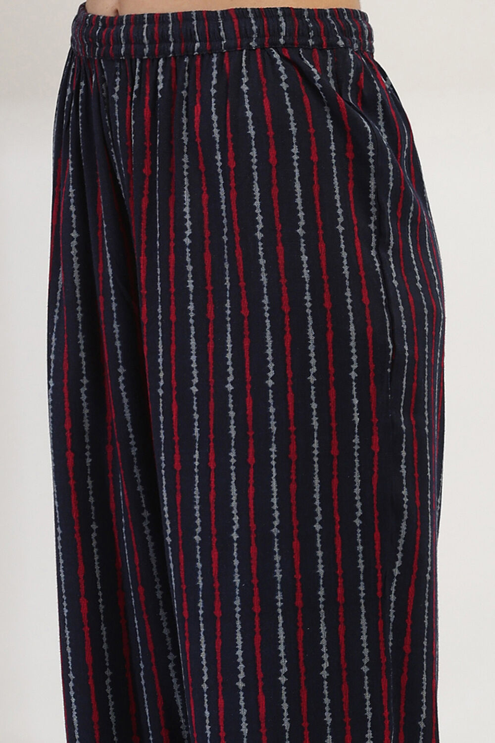 Navy Blue Cotton Blend Straight Kurta Set image number 2