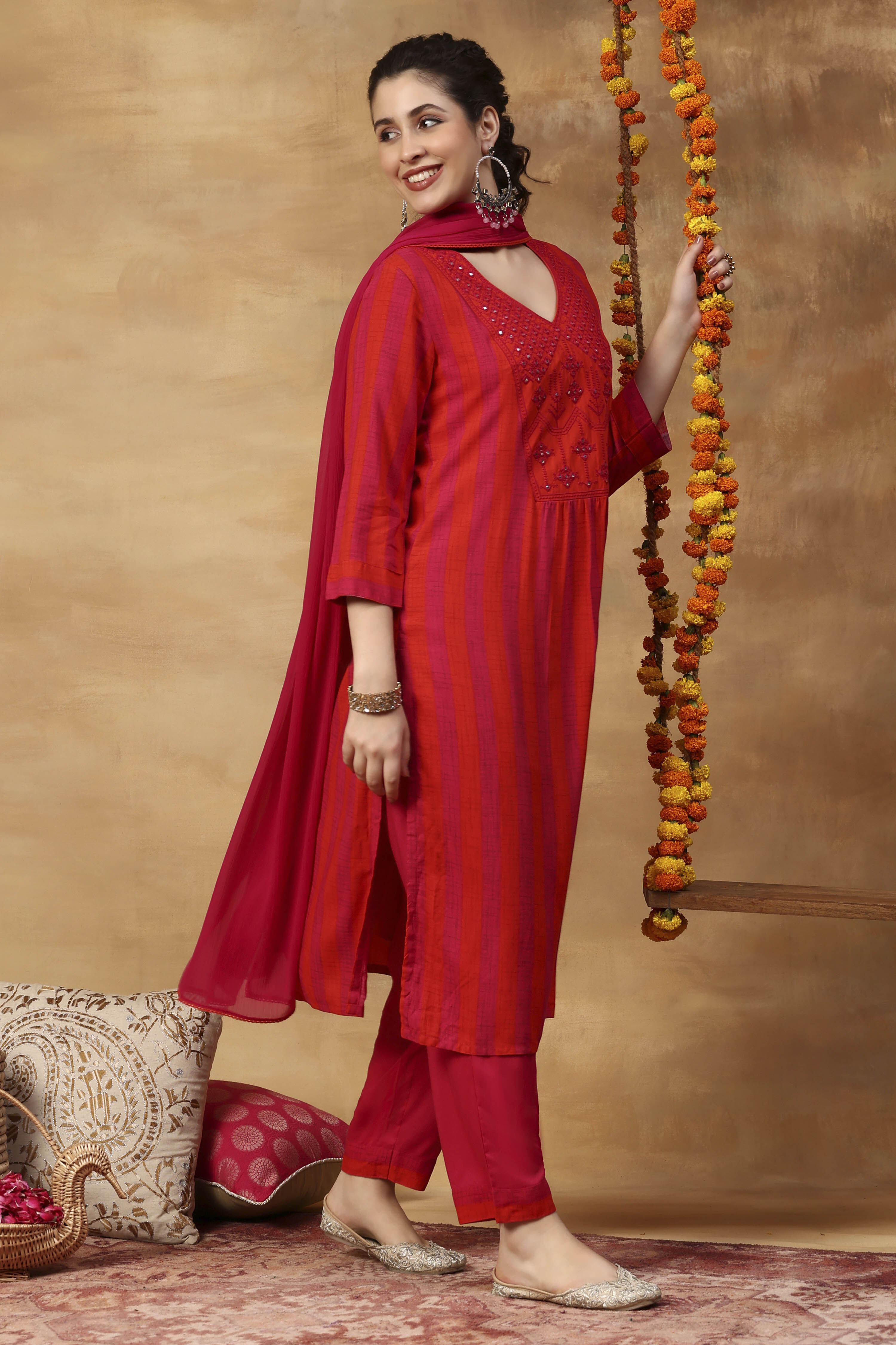 Fuchsia Printed Viscose Rayon Straight Kurta Set image number 4