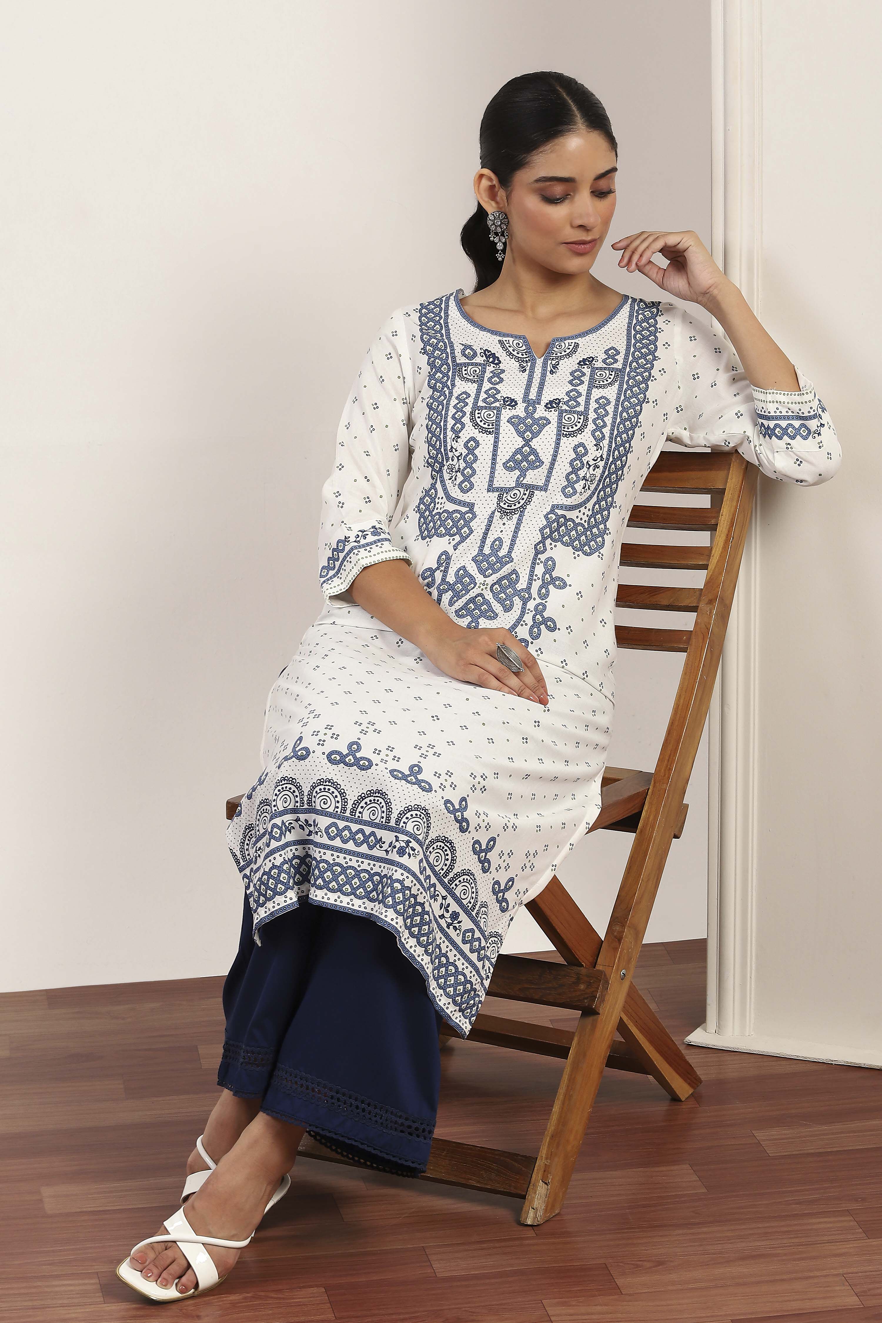 White Viscose Rayon Straight Kurta Pants Set image number 0