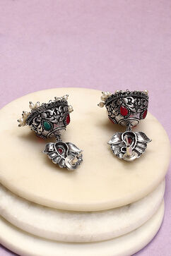 Red Oxidised Alloy Earrings image number 2