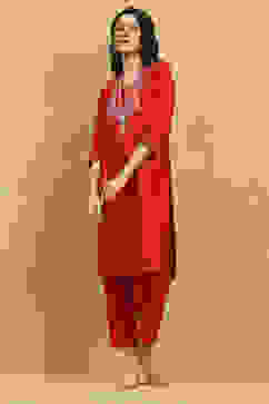 Red Polyester Solid Straight Kurta Pants Set image number 0