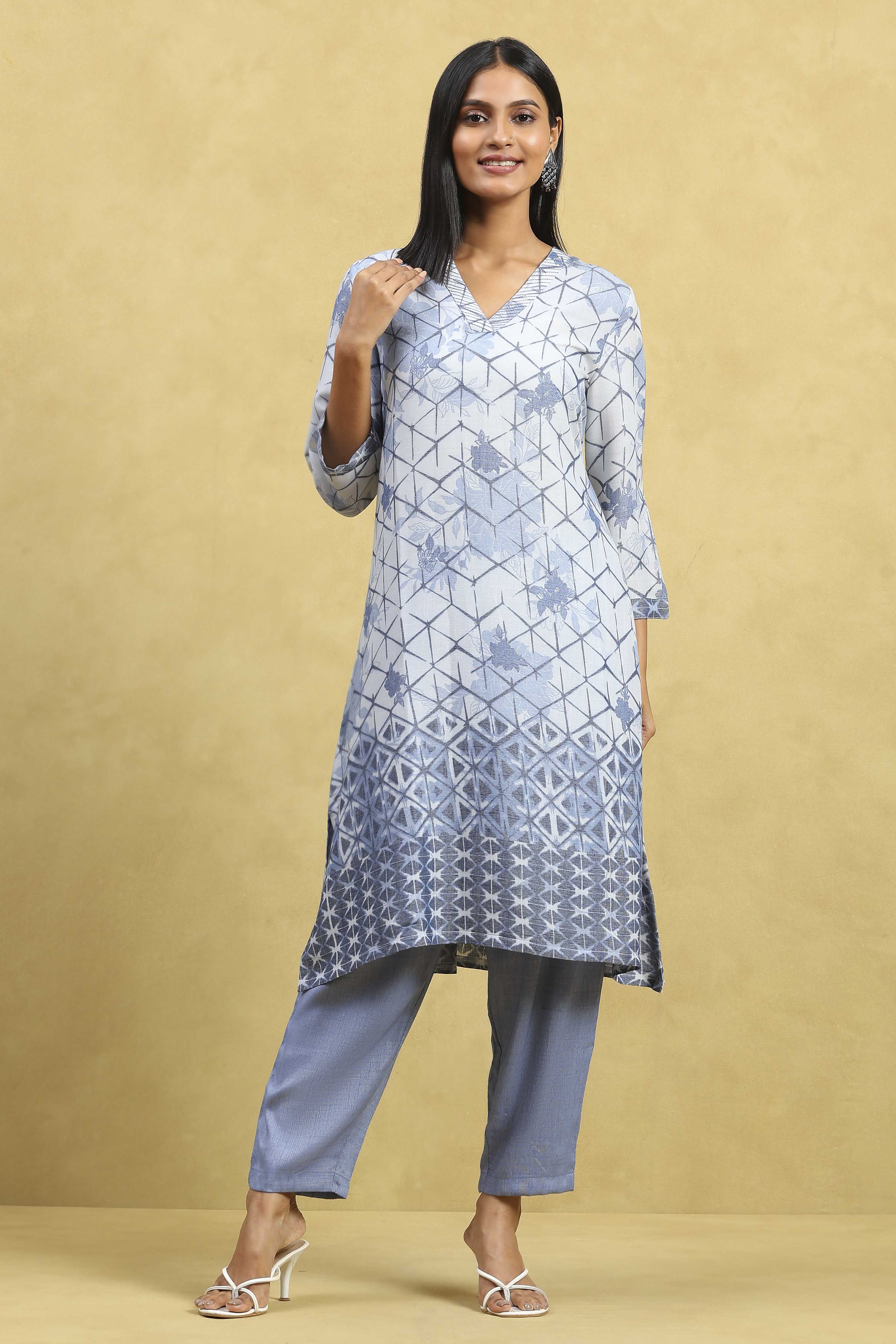 Blue Viscose Blend Printed A-Line Kurta Pants Set image number 6