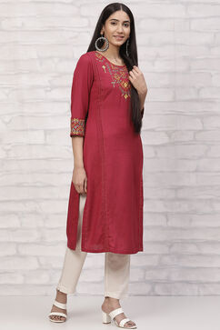 Maroon LIVA Straight Kurta image number 3