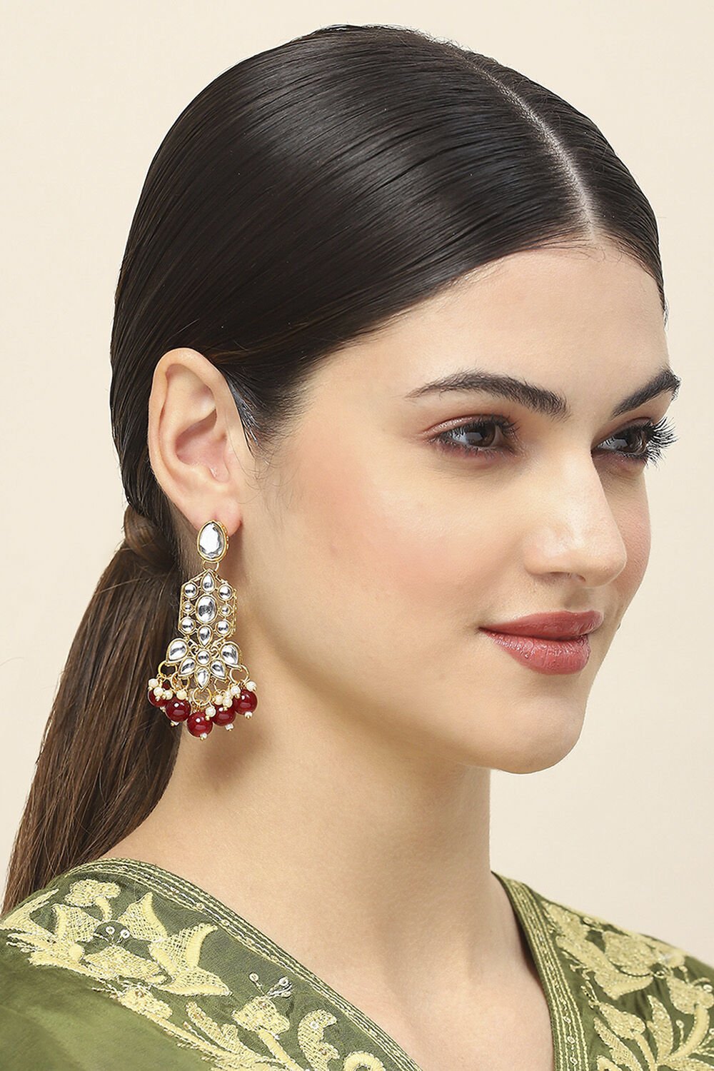 Red Oxidised Alloy Earrings image number 3