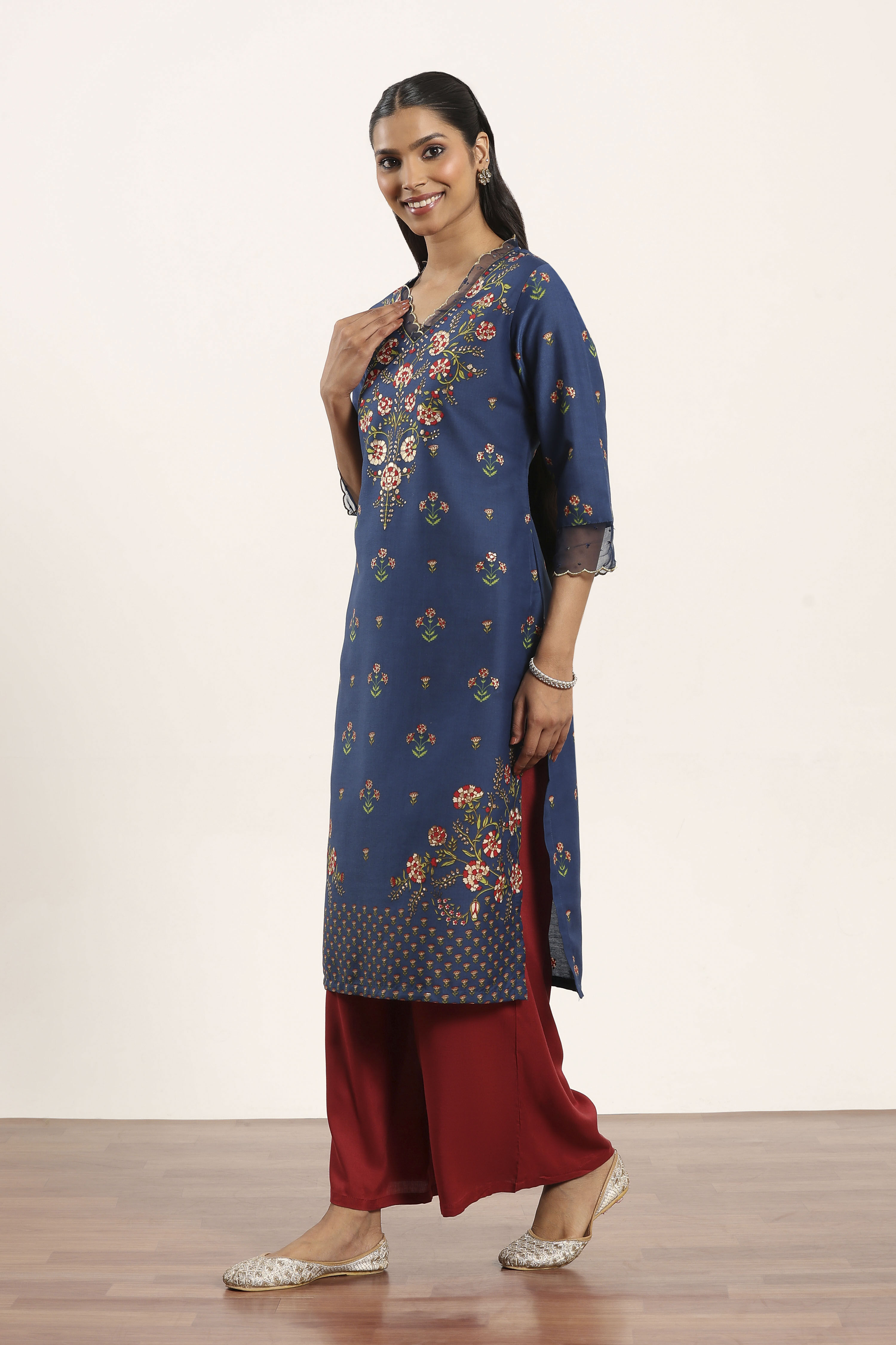 Blue Viscose Rayon Straight Kurta Pants Set image number 3