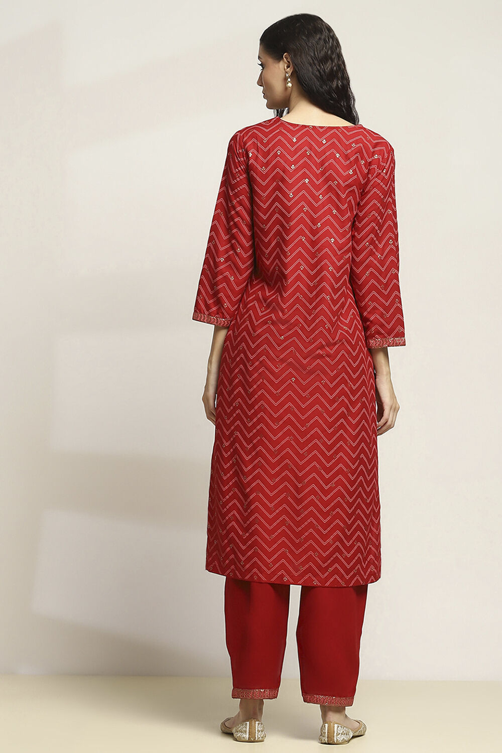 Red Viscose Rayon Printed Straight Kurta Pants Set image number 4