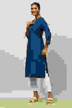 Blue Solid Straight Kurta image number 2