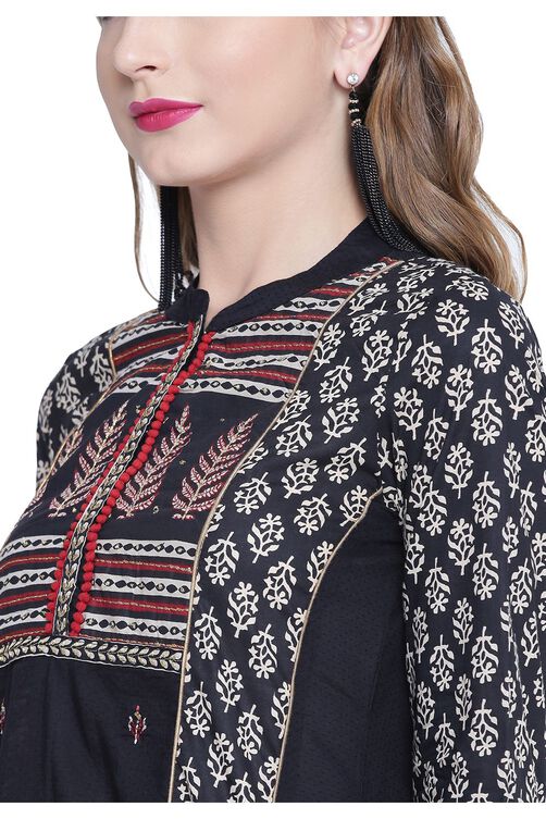 Black Kalidar Cotton Kurta image number 1