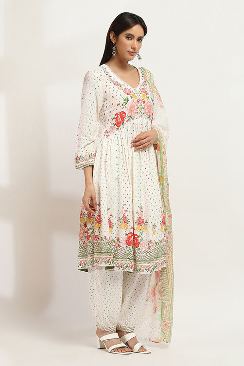 White Viscose Rayon Gathered Set image number 5