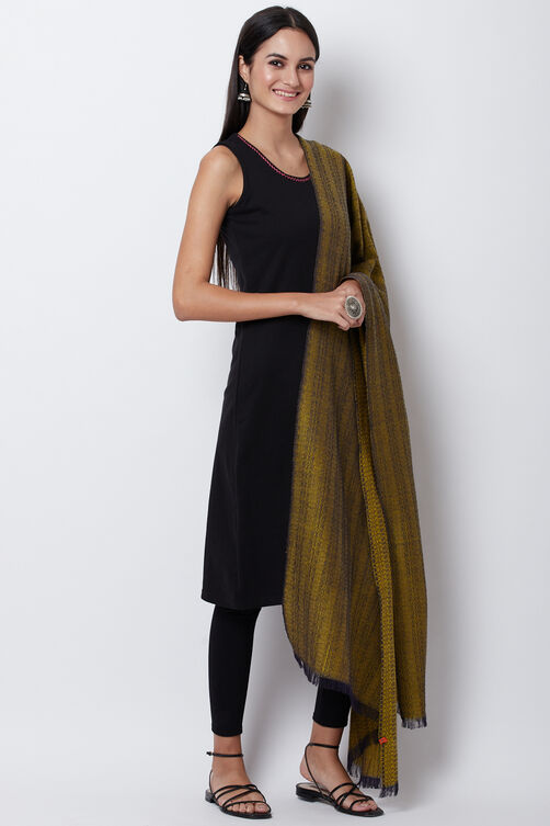 Green Shawl image number 2