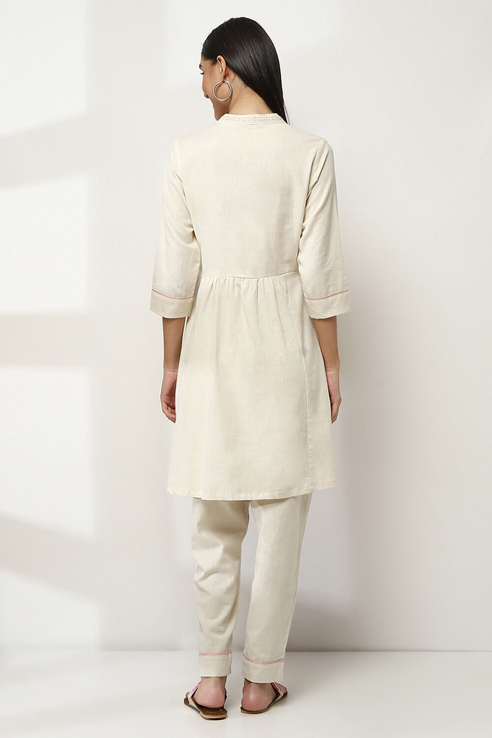 Ivory Cotton Gathered Kurta Set image number 4
