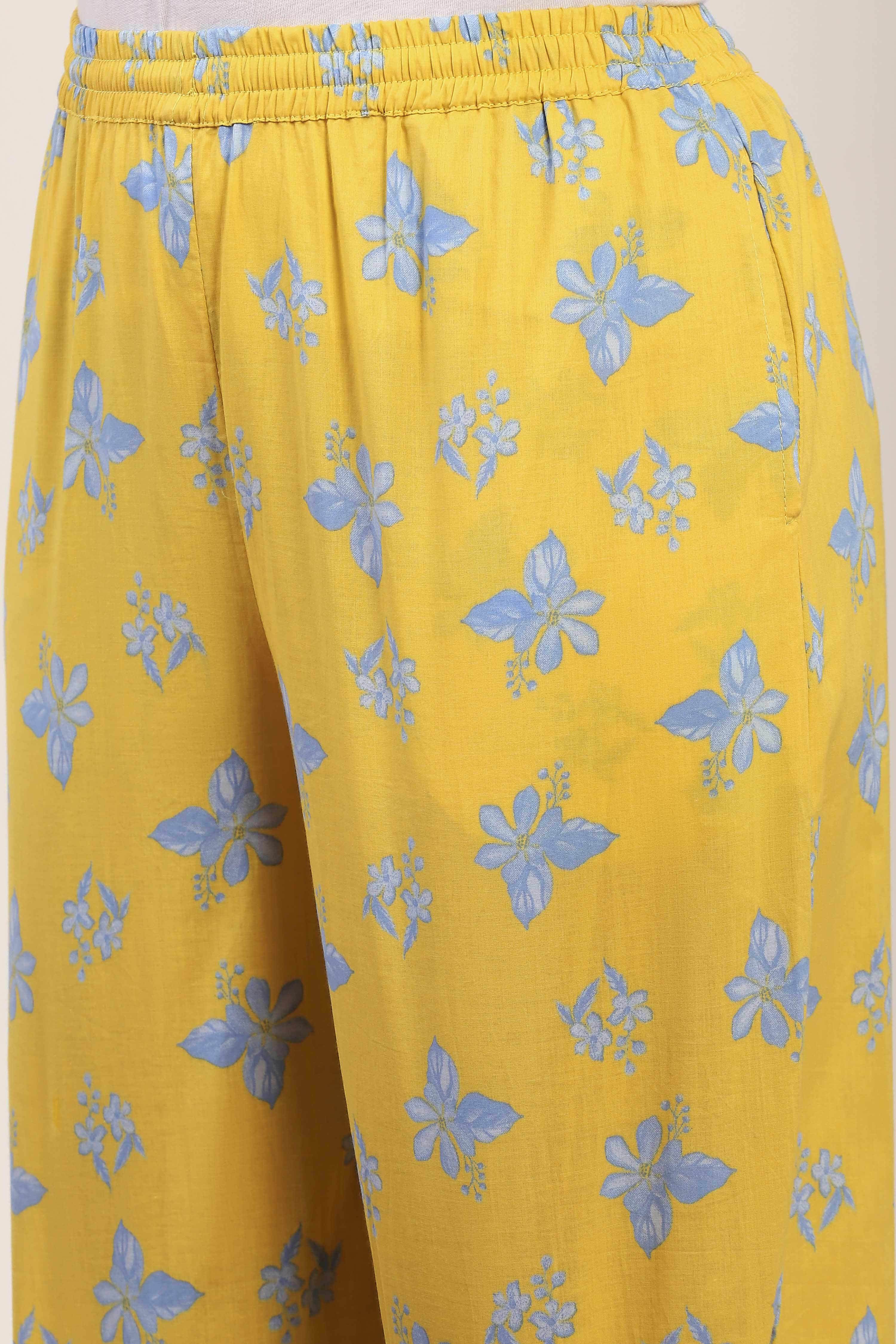Yellow Cotton Straight Suit Sets image number 2