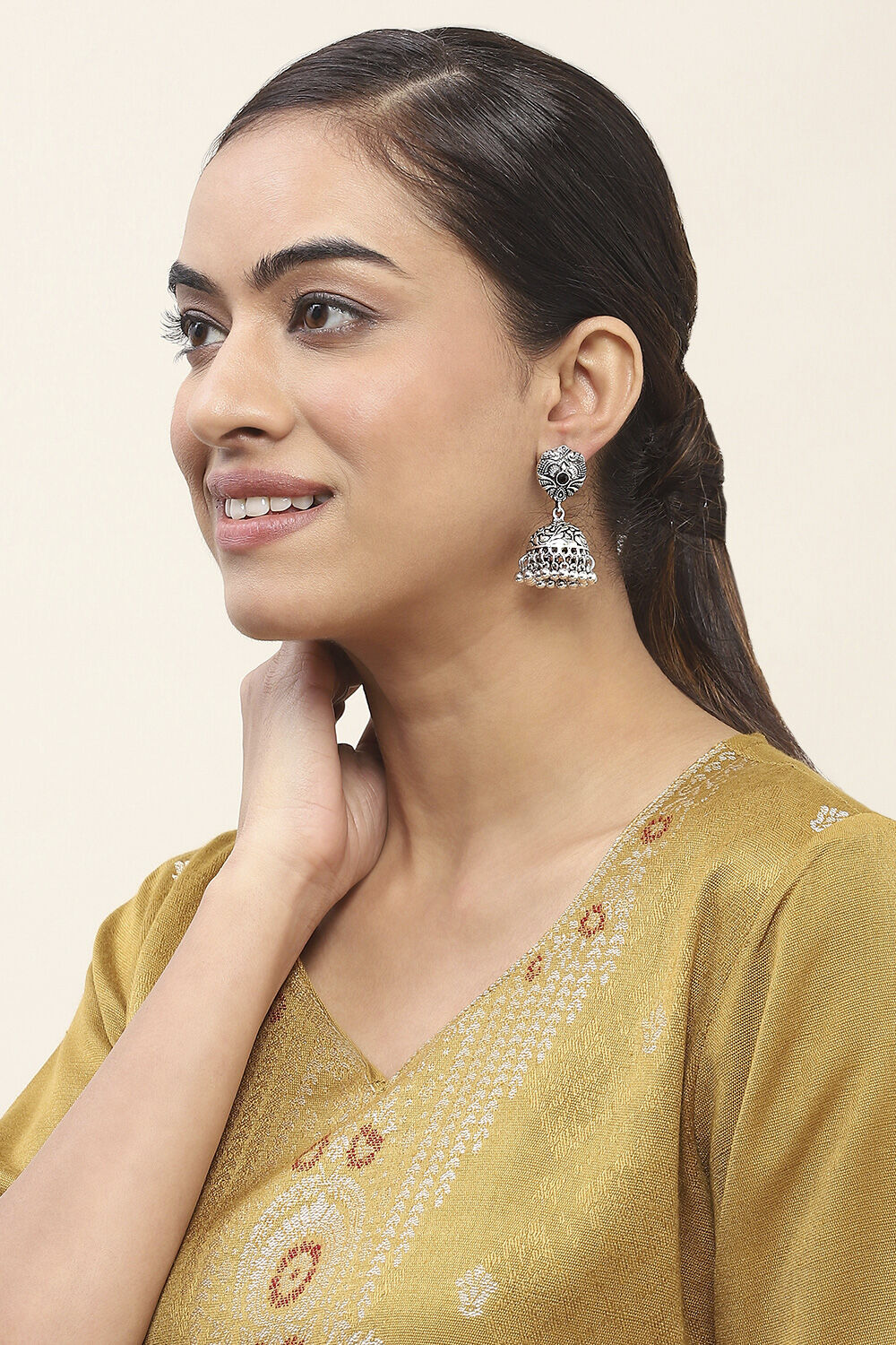 Silver Oxidize Alloy Jhumka image number 3