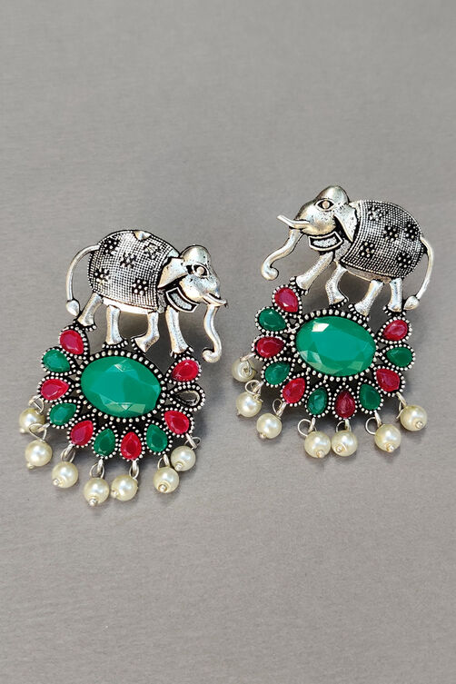 Red Green Metal Brass Earrings image number 0