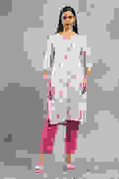 Off-White Printed Straight Kurta image number 5