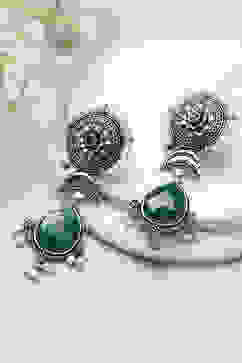 Green Alloy Drop & Danglers image number 0