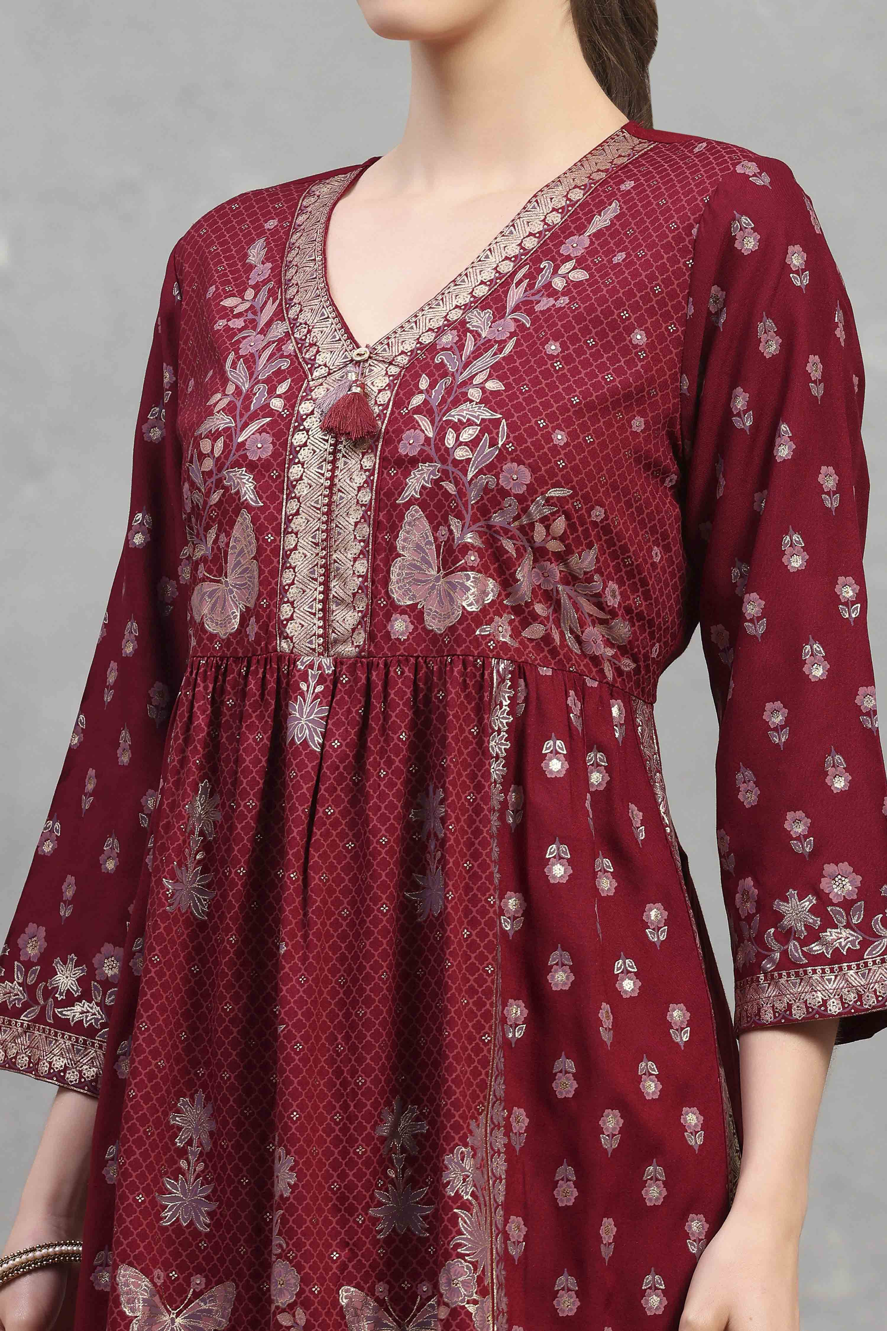 Green-Maroon Viscose Rayon Printed Gathered Suit Set image number 1