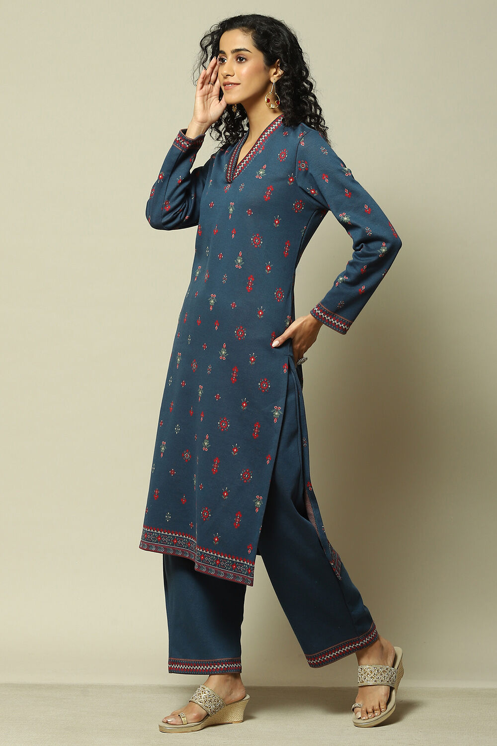 Deep Red Jacquard Straight Printed Kurta Palazzo Suit Set image number 3