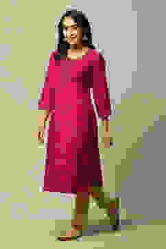 Pink LIVA Straight Printed Kurta image number 2