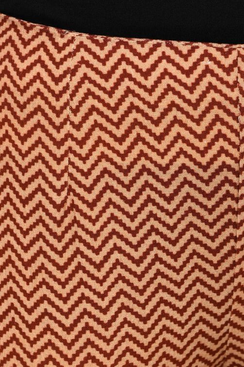 Rangriti Maroon Cotton Slim Pants image number 4