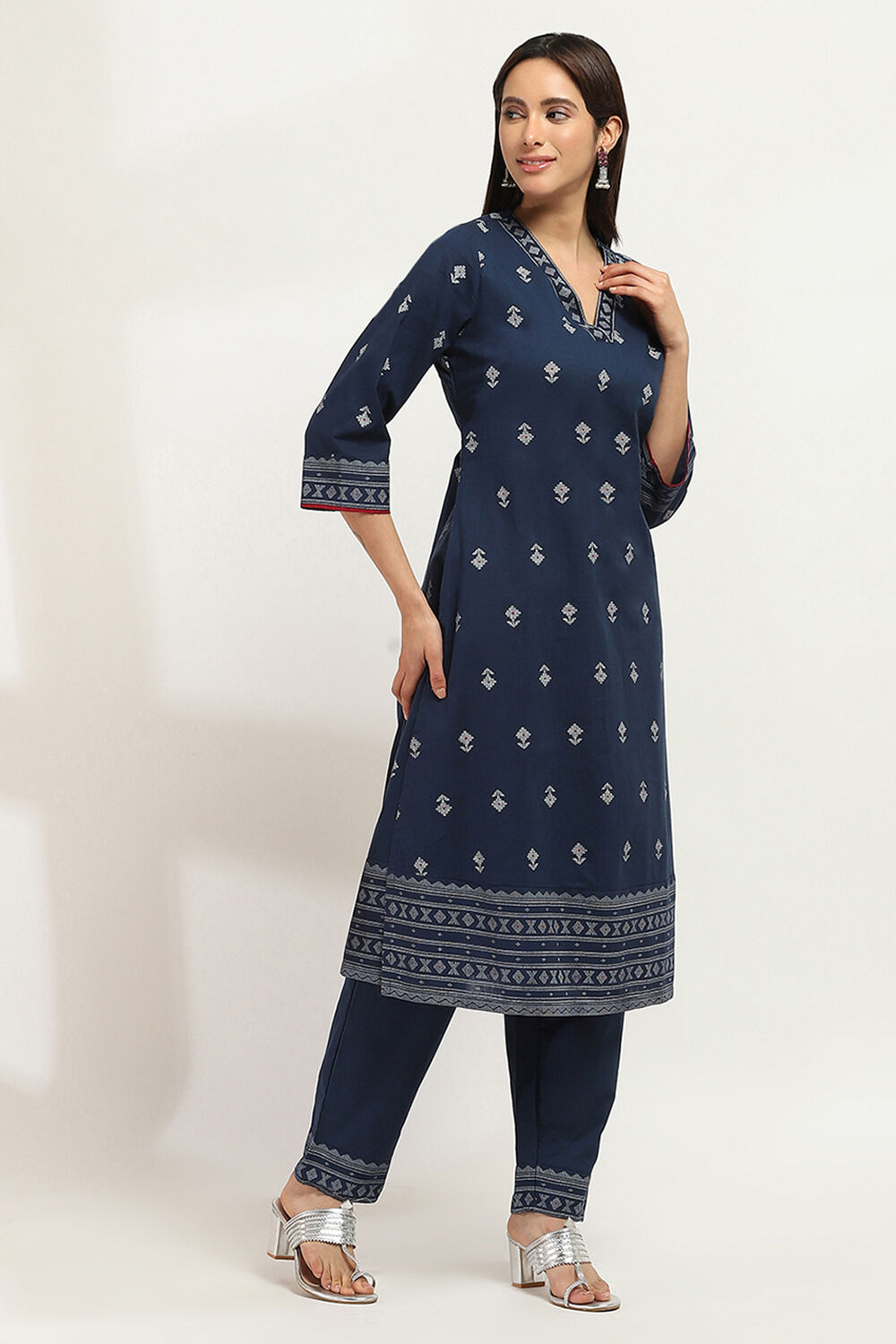 Navy Blue Cotton Printed Straight Kurta Set image number 5