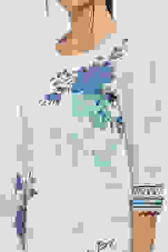 Off-White and Blue Cotton Straight Kurta image number 1