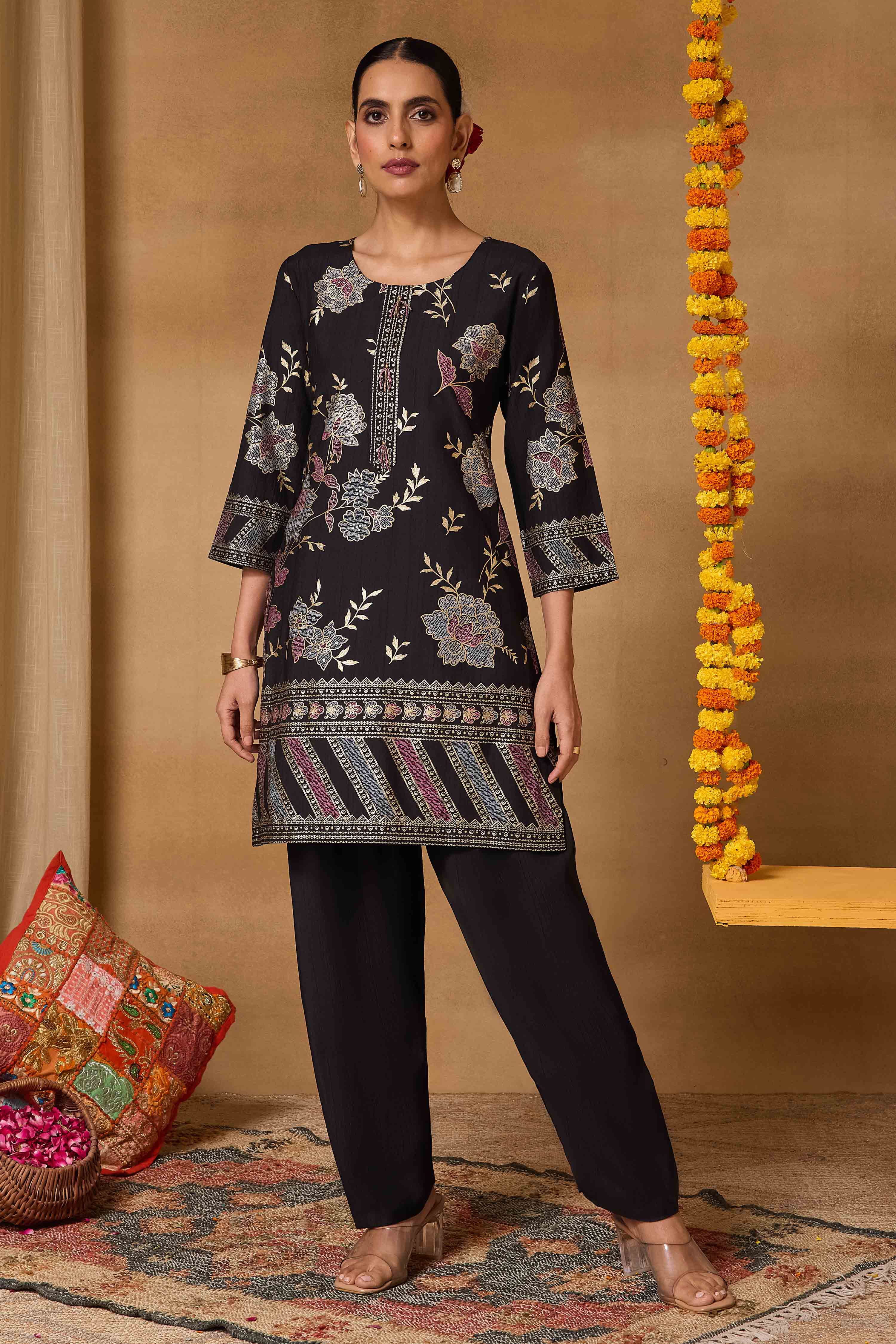 Black Viscose Blend Straight Printed Suit Set image number 9