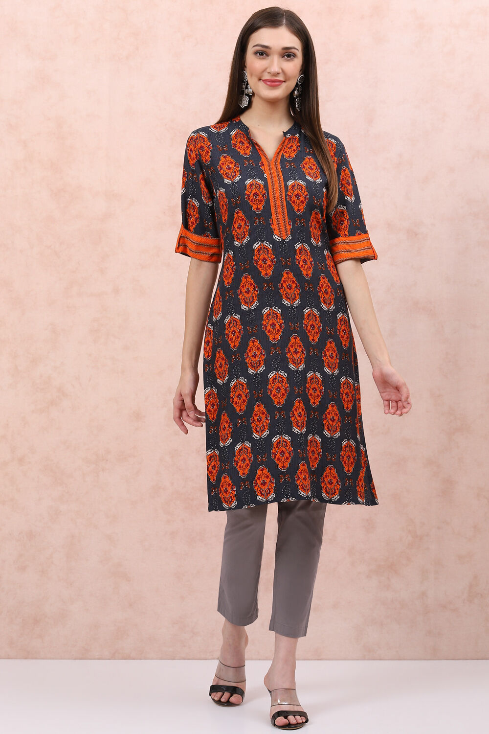 Grey LIVA Straight Kurta image number 0