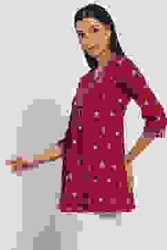 Maroon Cotton Printed Straight Indie Top image number 2