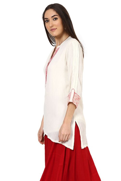 White Straight Viscose Rayon Indie Top image number 2