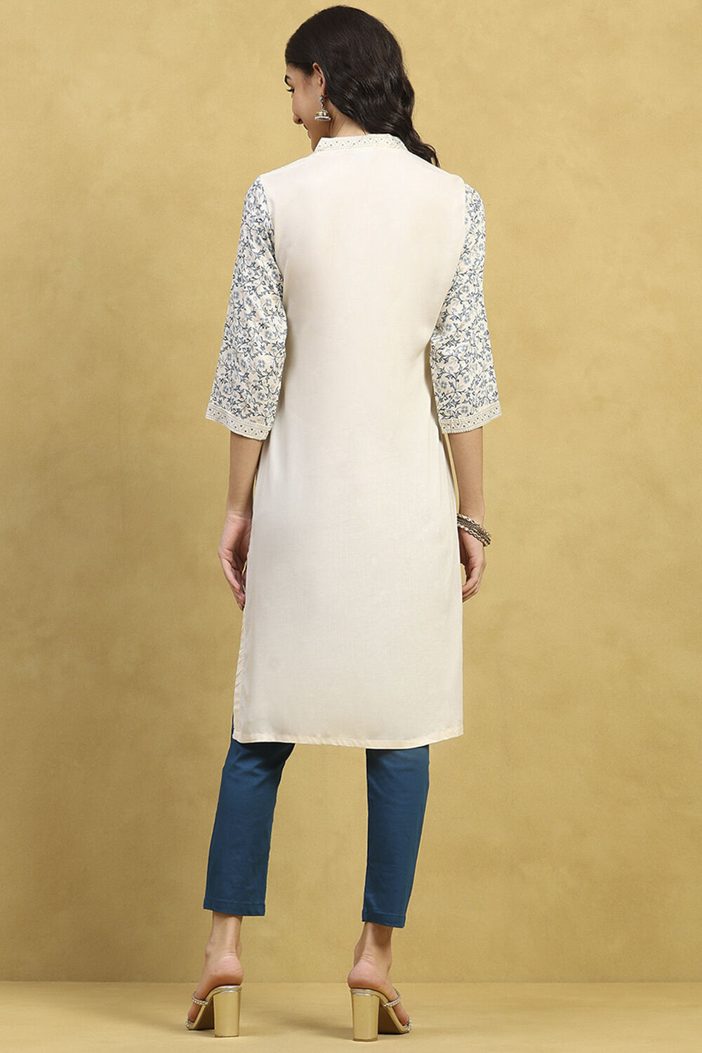 White and Blue Printed Straight Kurta image number 3