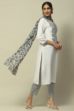 White Rayon Straight Suit Set image number 6