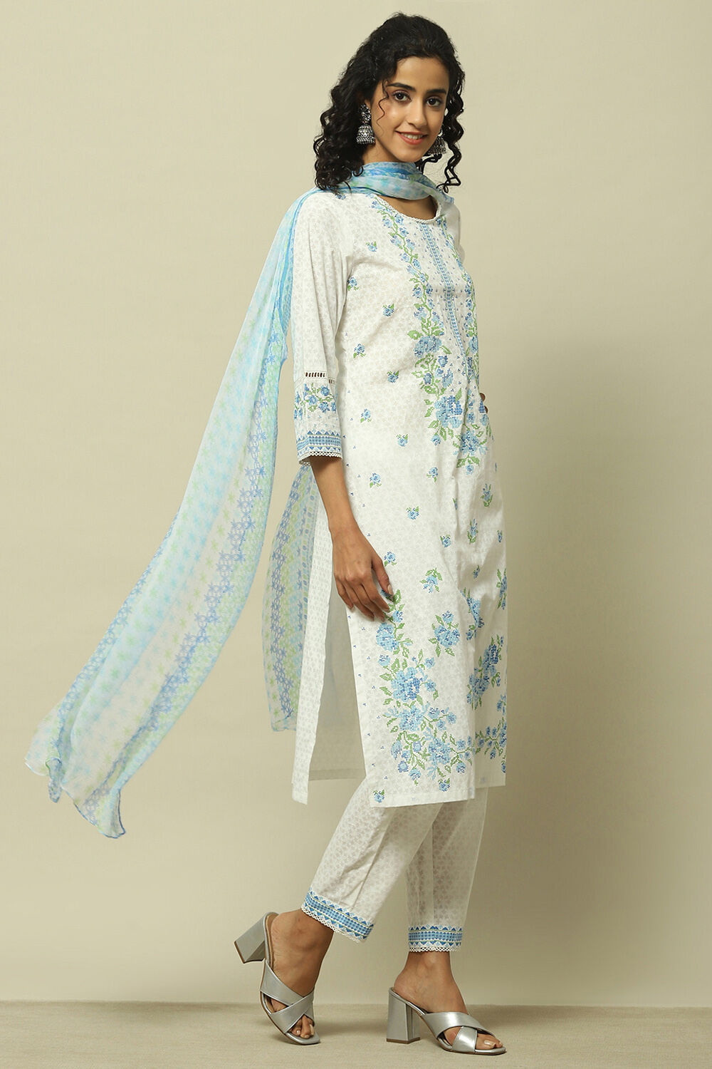 White Cambric Floral Printed Straight Kurta Set image number 6