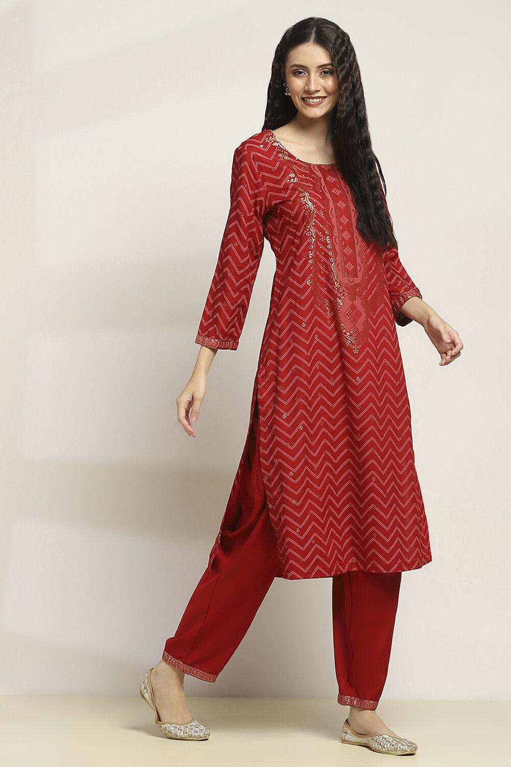Red Viscose Rayon Printed Straight Kurta Pants Set image number 5