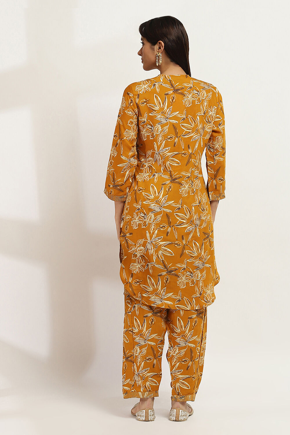 Mustard Yellow Printed Straight Co-ord Set image number 3