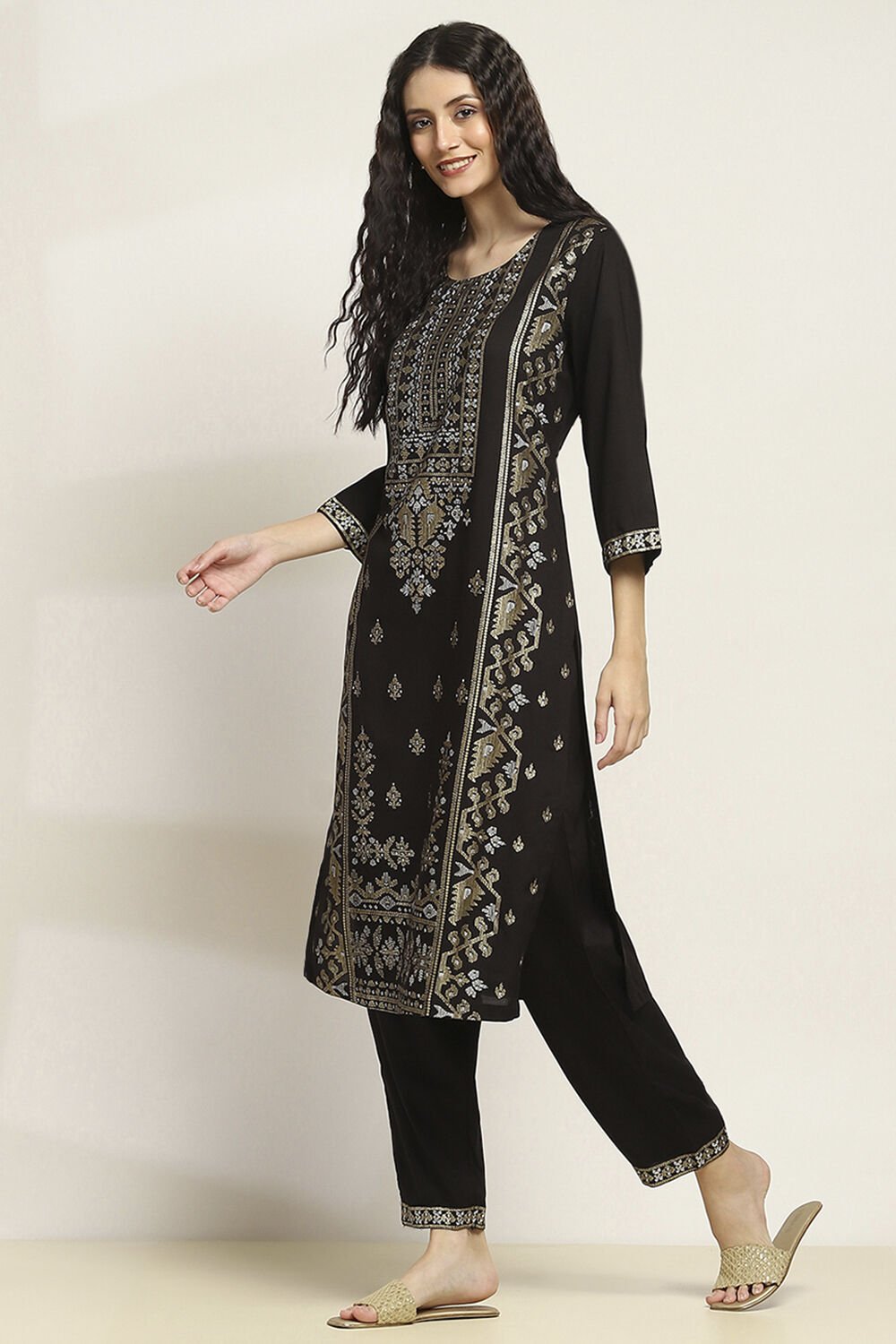 Black Viscose Rayon Printed Straight Kurta Pants Set image number 3