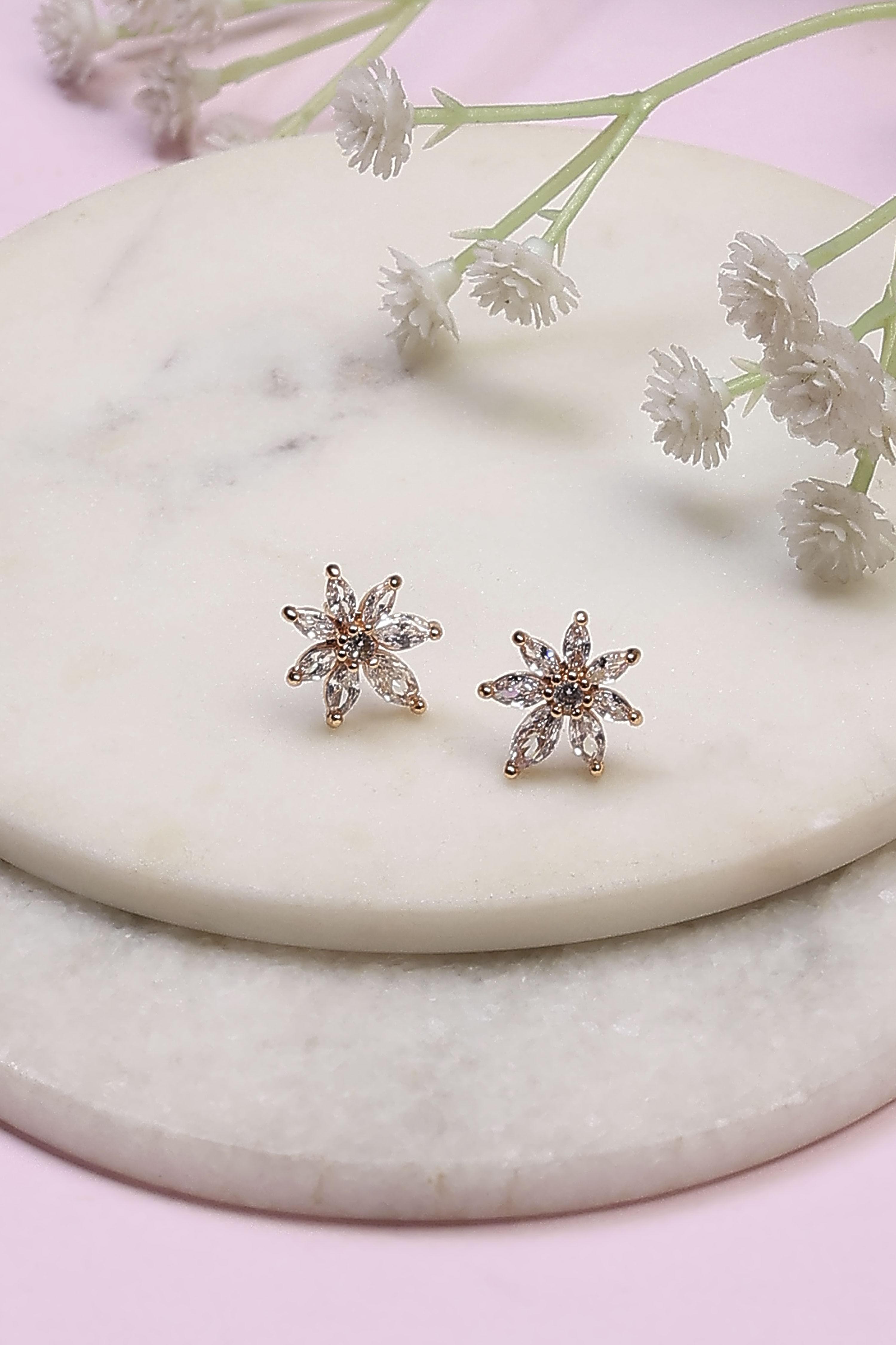 White Brass Studs image number 0