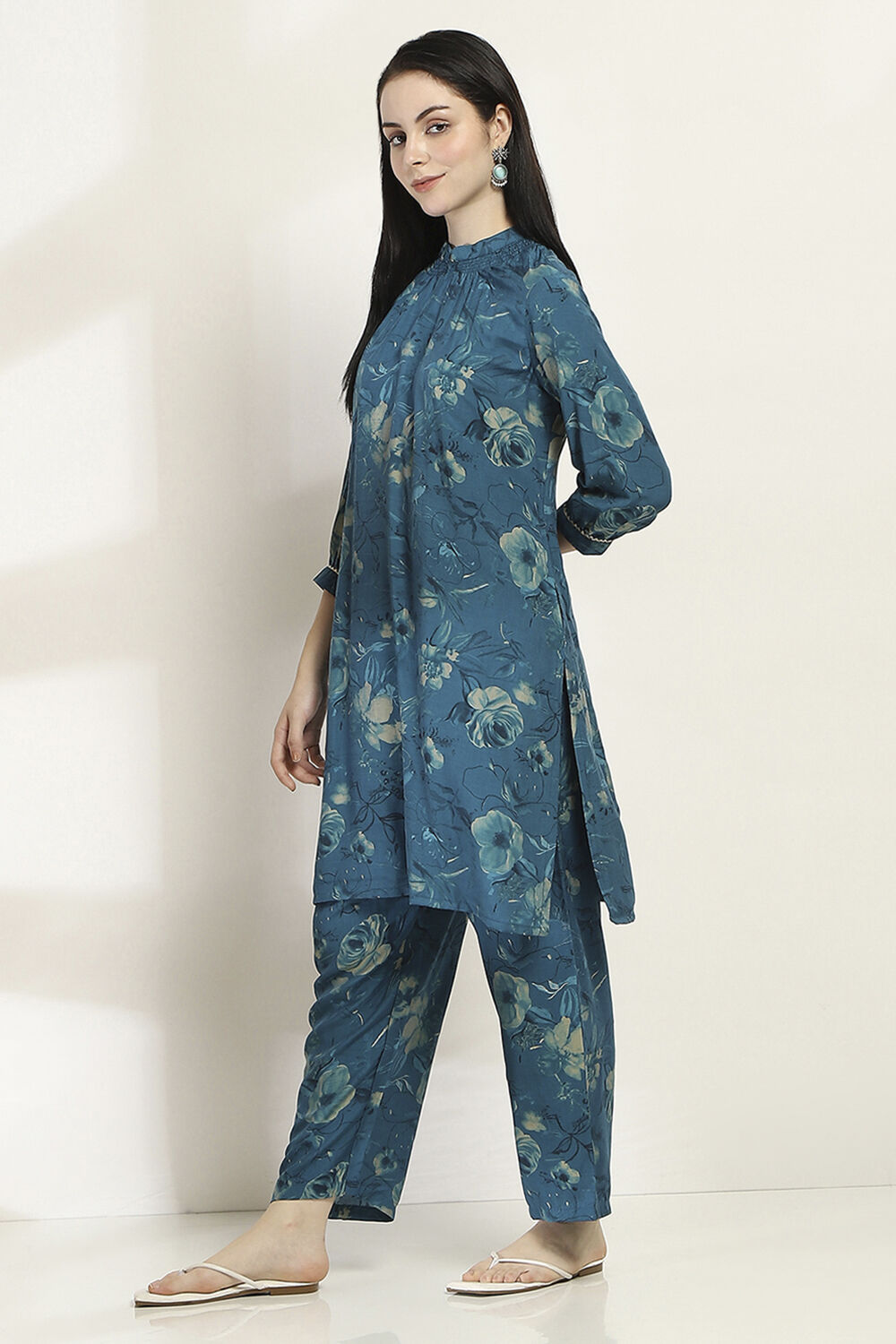 Blue Printed Straight Co-ord Set image number 3