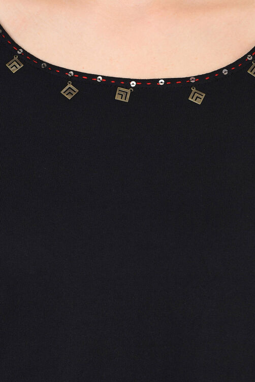 Black Straight Viscose Indie Top image number 1