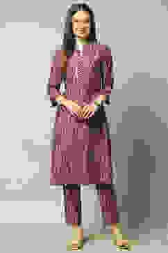 Maroon Viscose Printed Straight Kurta Set image number 6