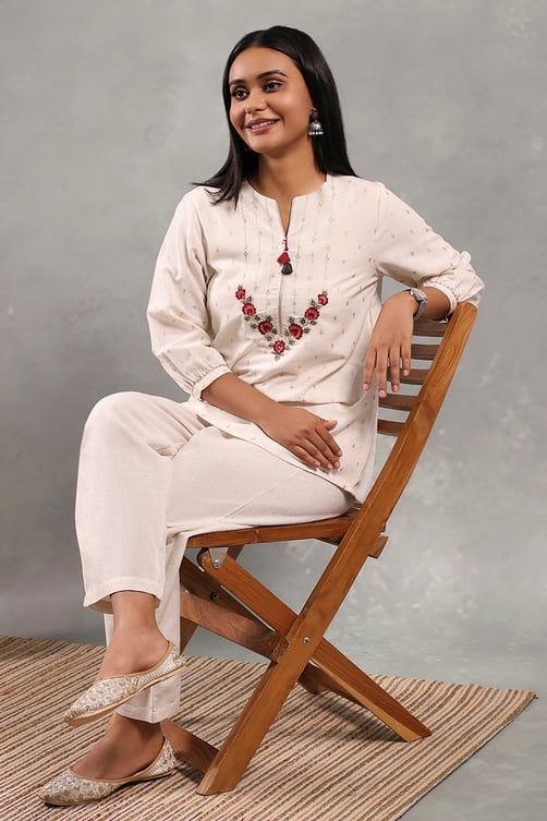 Natural Viscose Printed Straight Top image number 0