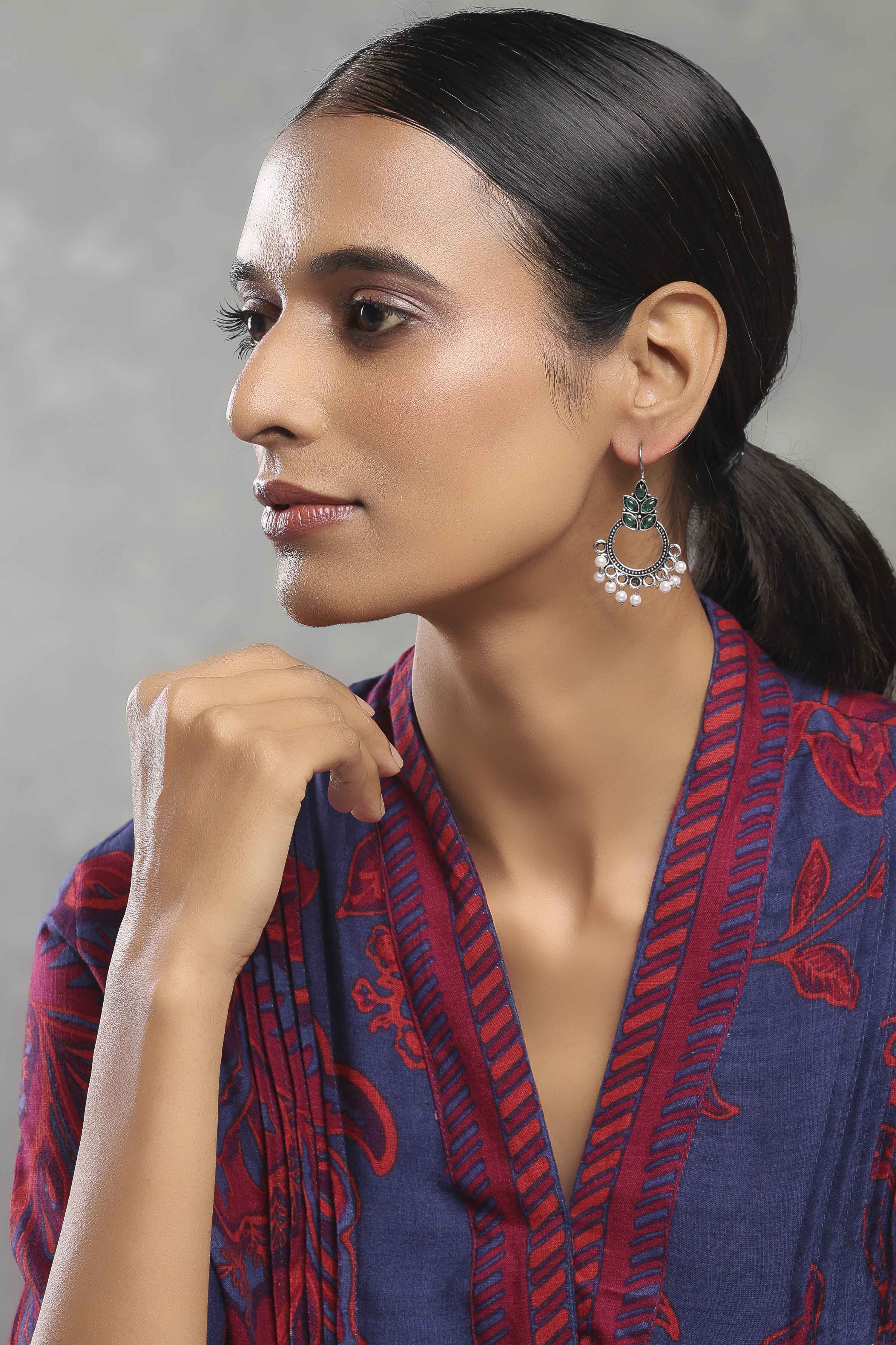 Green Alloy Drop & Danglers image number 3