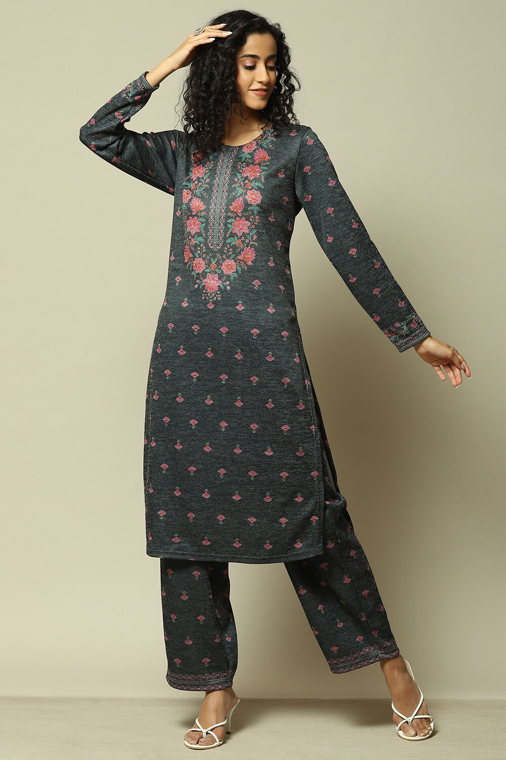 Green Acrylic Straight Suit set image number 0