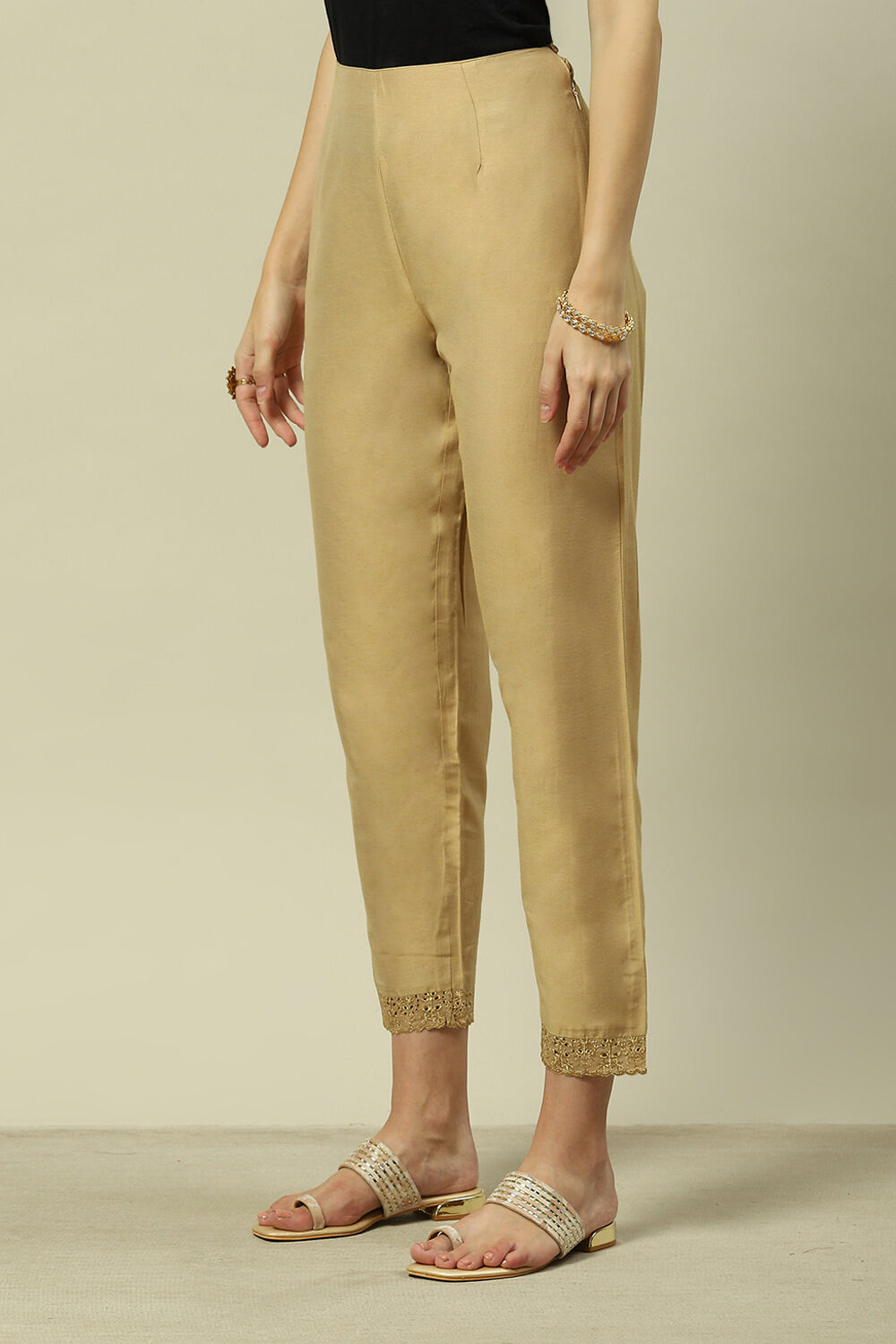 Gold-Toned Viscose Yard-Dyed Slim Fit Pants image number 2