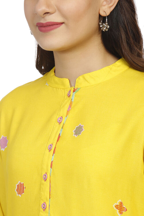 Yellow Straight Viscose Rayon Kurta image number 1