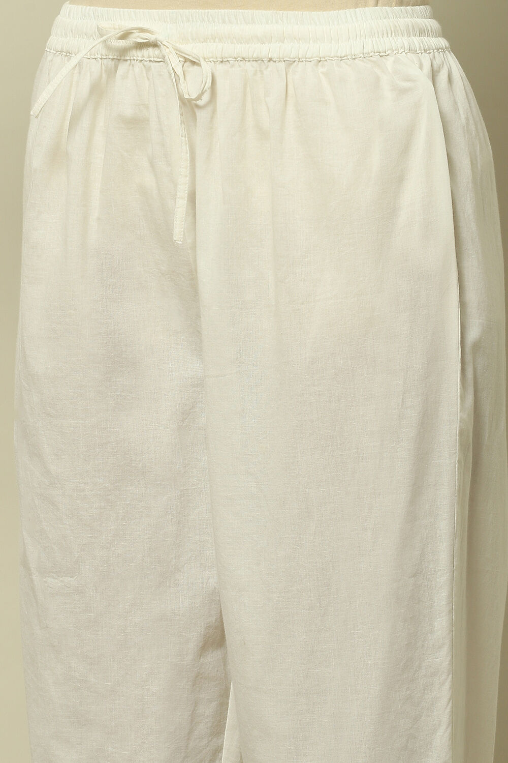 White Cambric Floral Printed Straight Kurta Set image number 2