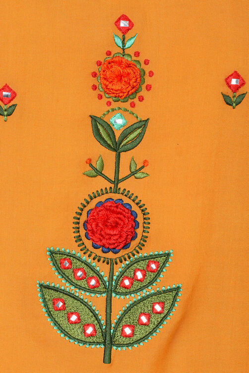 Yellow Straight Viscose Indie Top image number 6